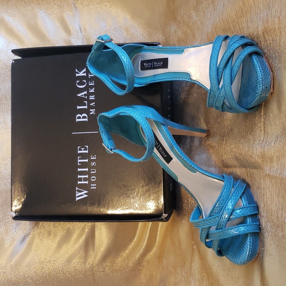 WHBM Elaina Lagoon Blue Blue Strappy Platform Pump, Size 7.5